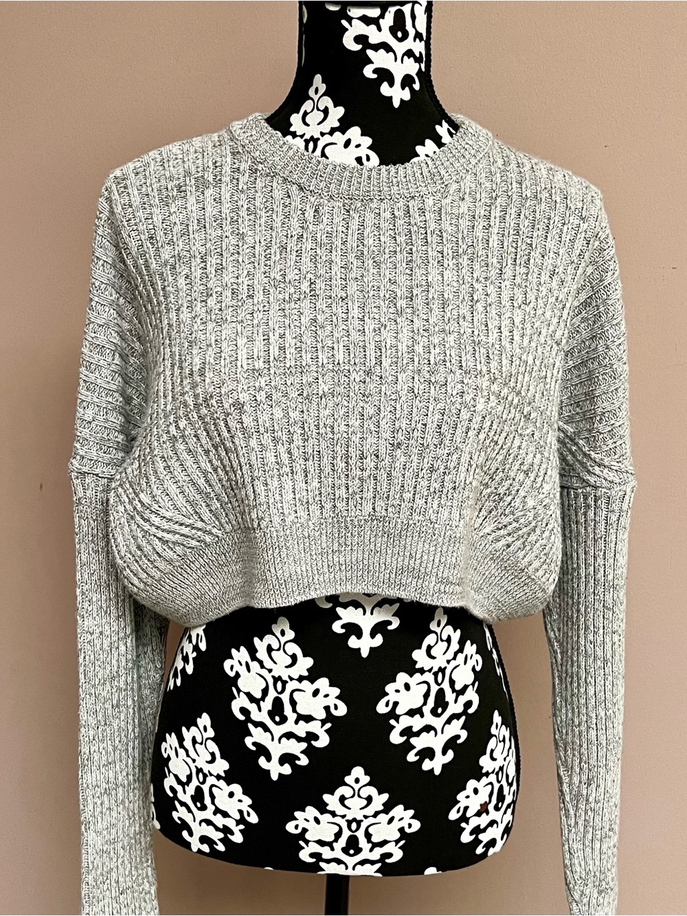 URBAN OUTFITTERS Grey Marled Ribbed Knit Cropped Crewneck Sweater